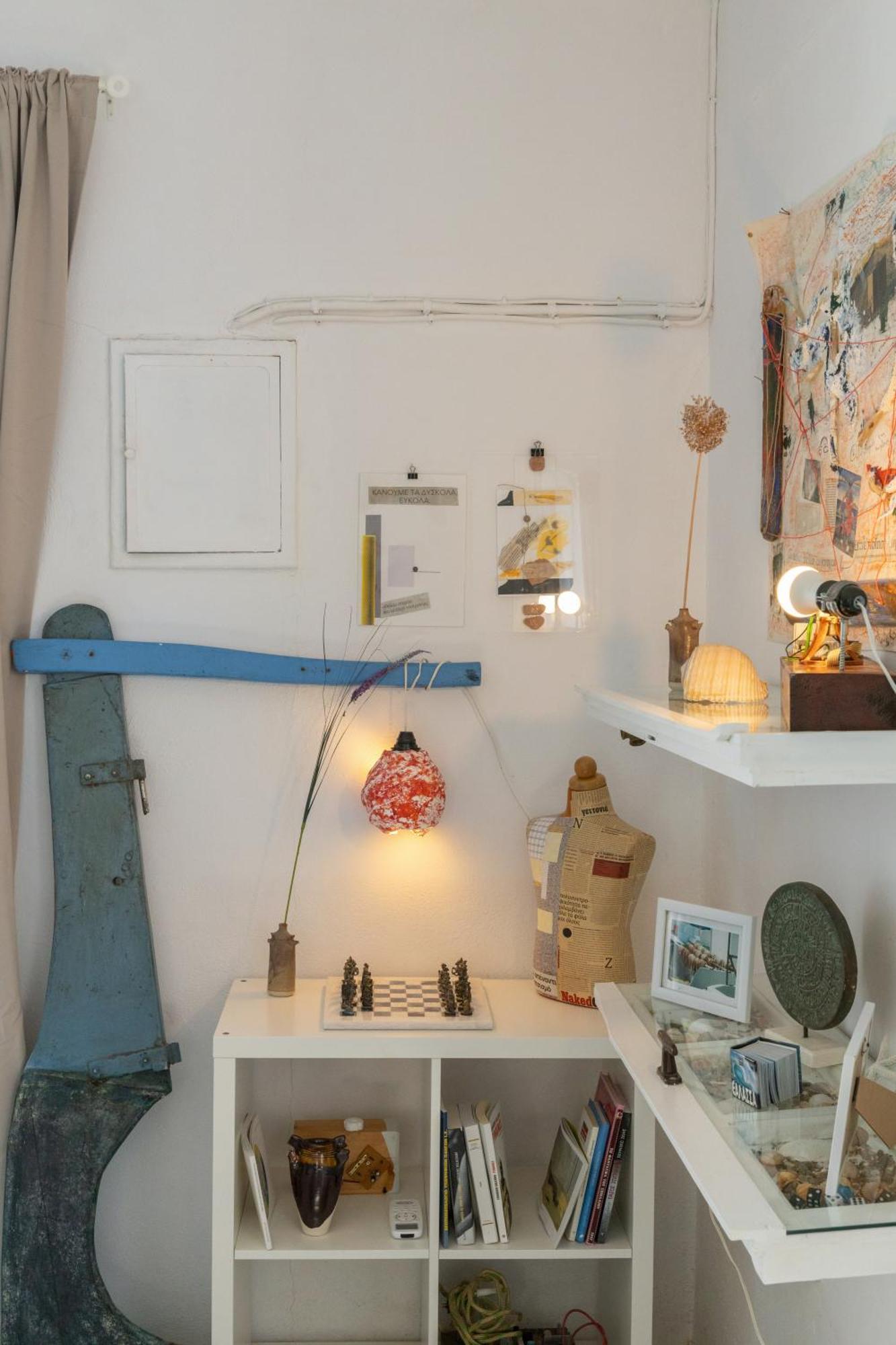 Studio Home Náousa Rum bild